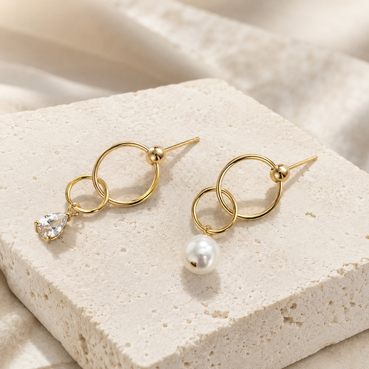 Éclat Pearl Earrings