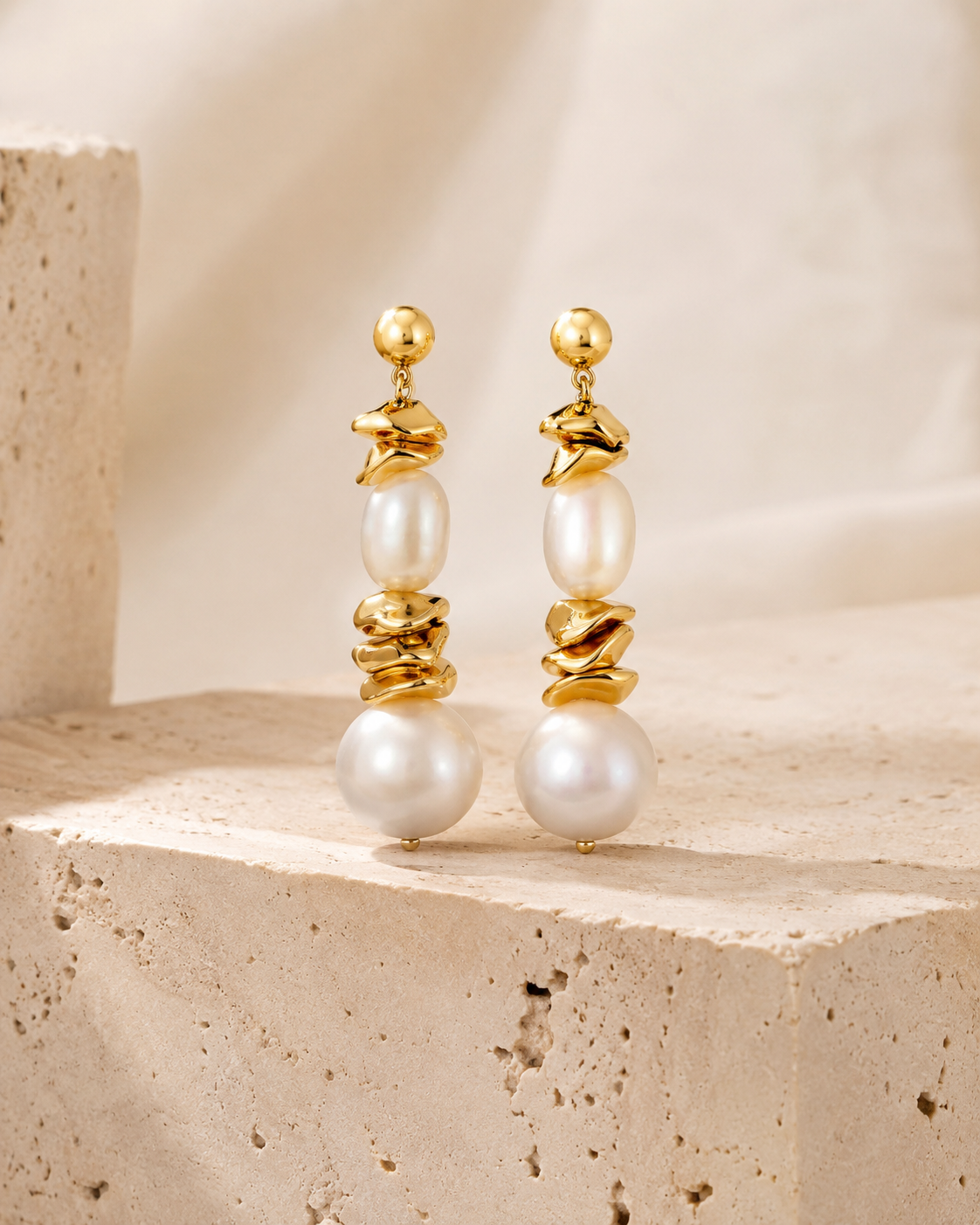 Sabine Pearl Earrings