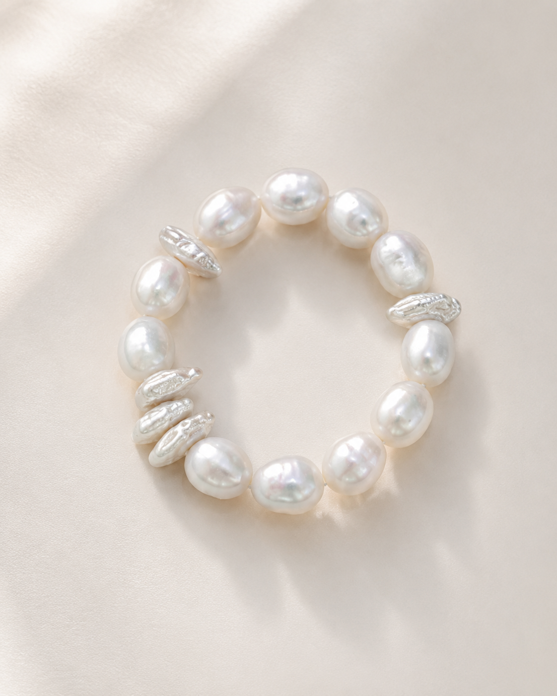 Luna Pearl Ring