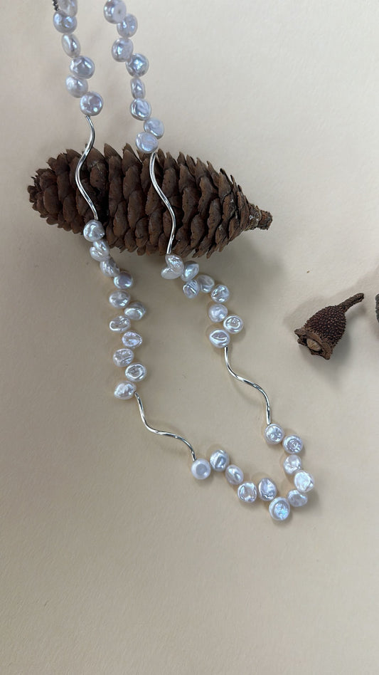 Luna Wave Pearl Necklace