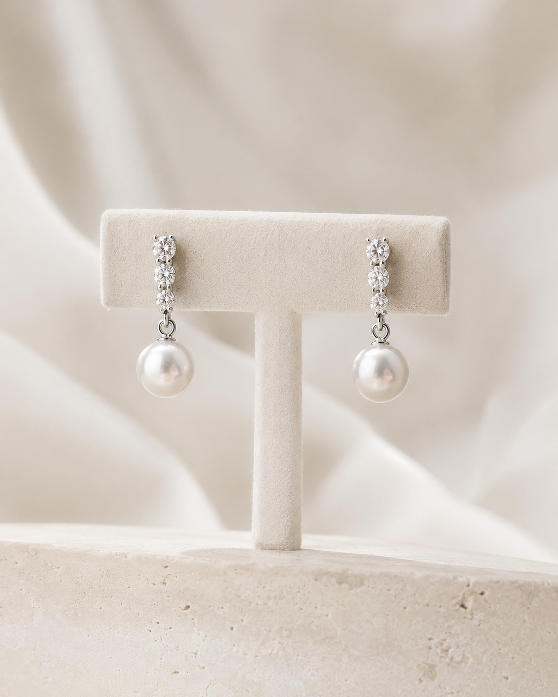 Clara Pearl Earrings