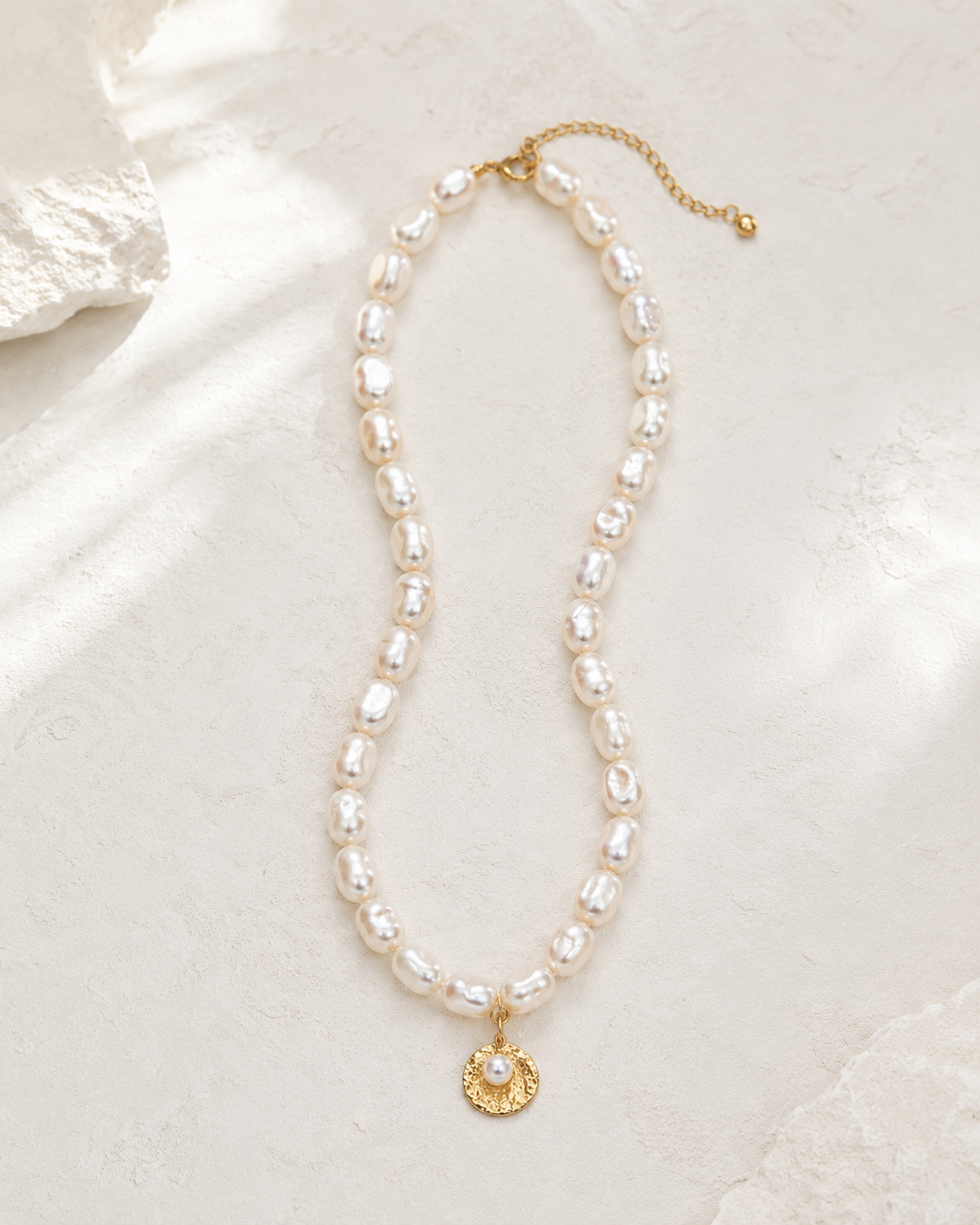 Camille Pearl Choker