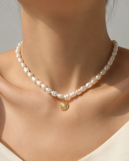Camille Pearl Choker