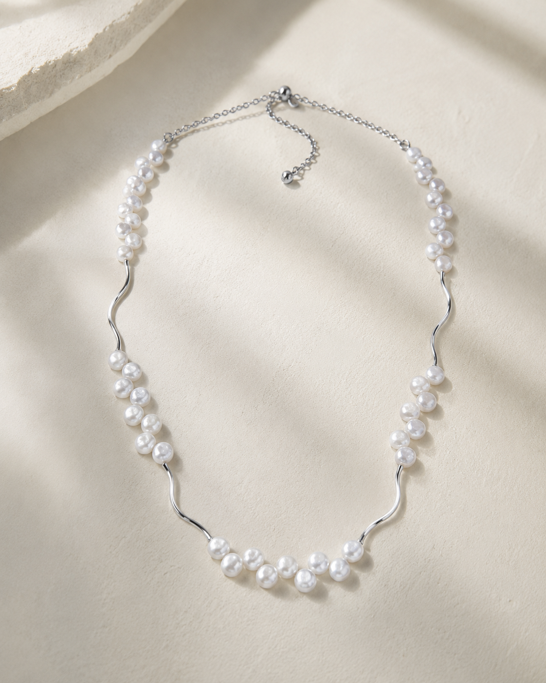 Luna Wave Pearl Necklace