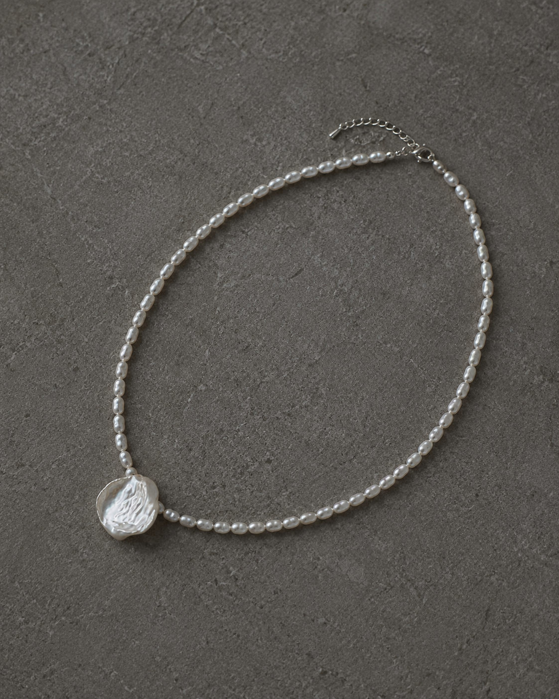 Selene Pearl Necklace