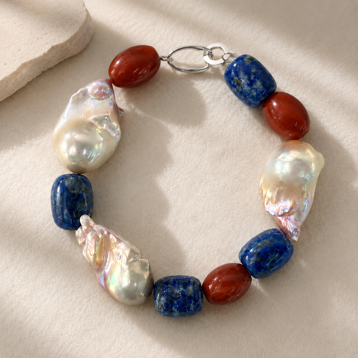 Azura Rouge Pearl Bracelet