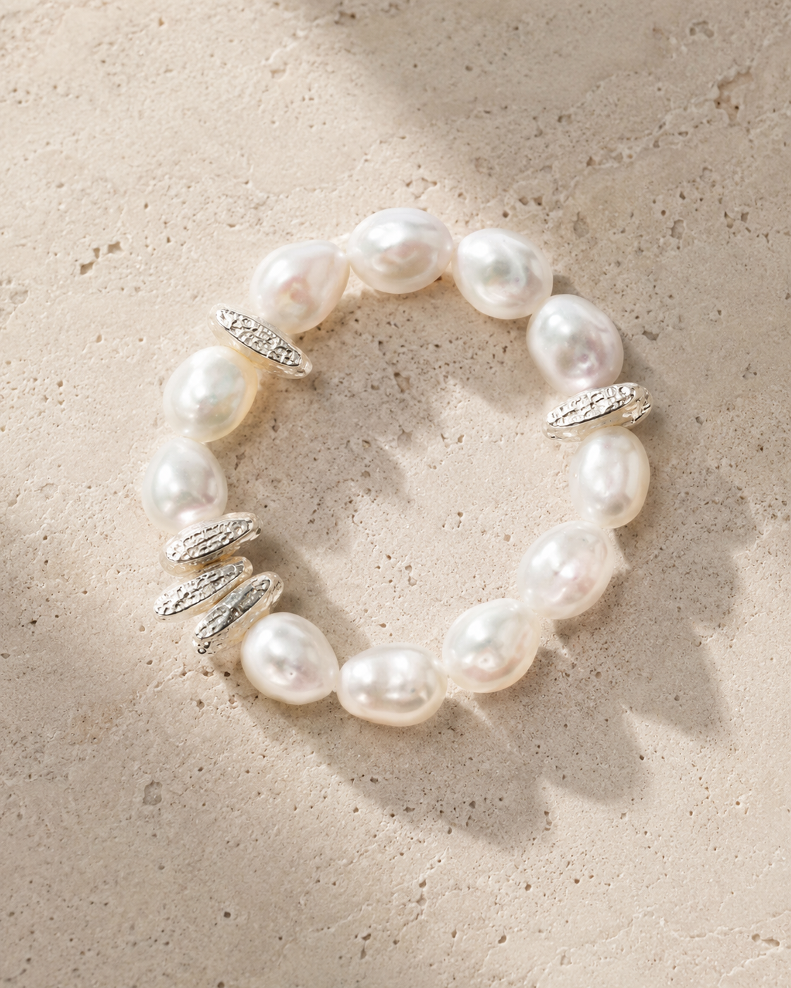 Luna Pearl Ring