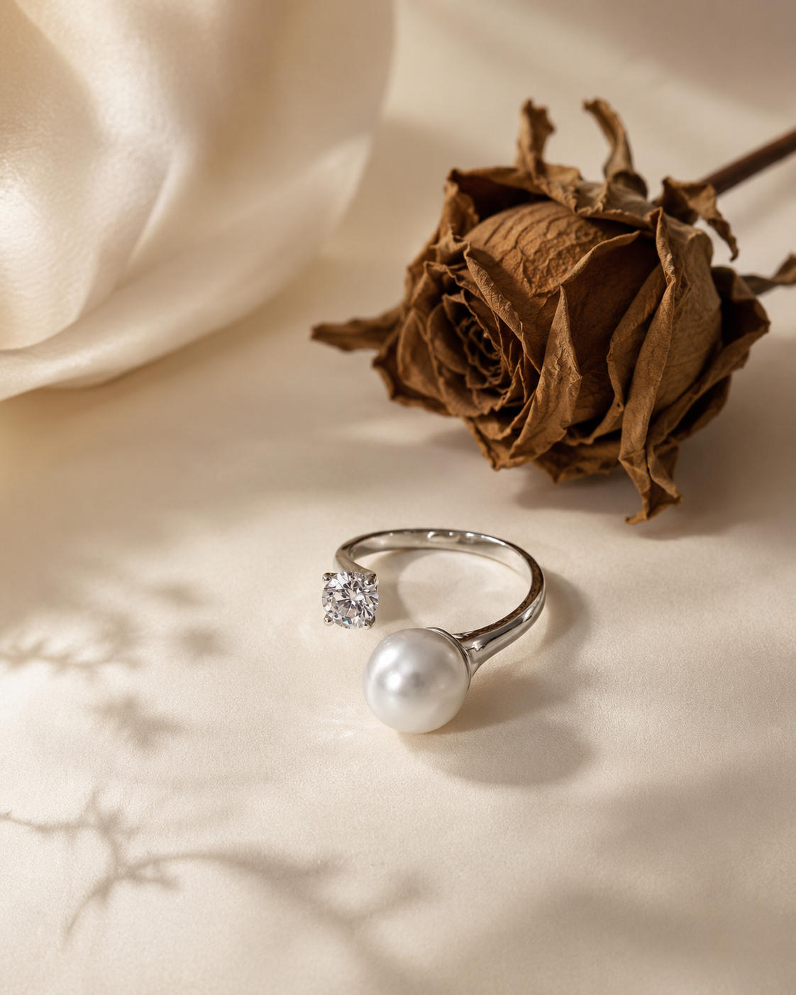 Étoile Pearl Ring