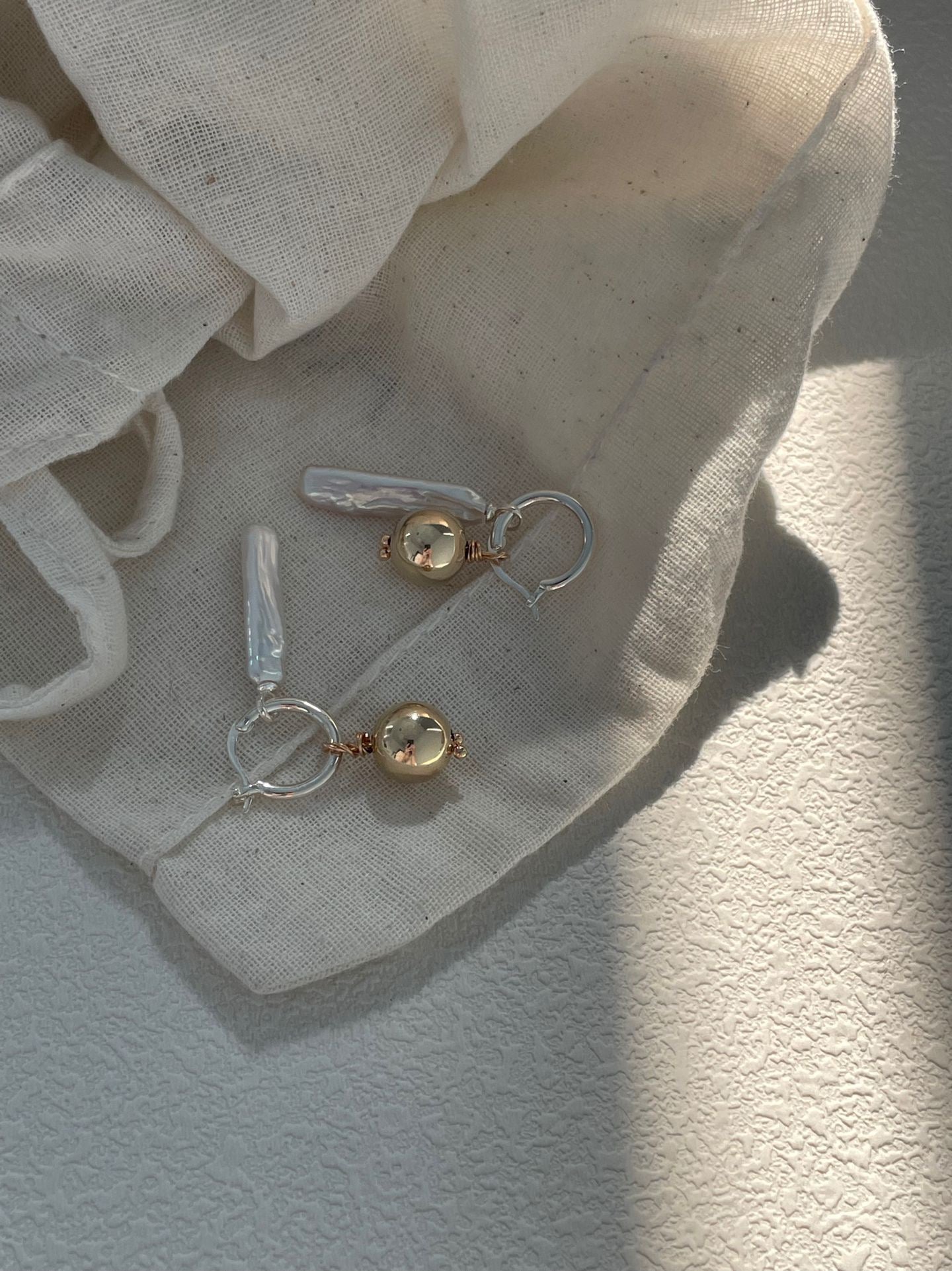Solene Pearl Hoops